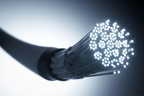 Fibre Optique FTTO : Solutions Haut Débit pour les Entreprises